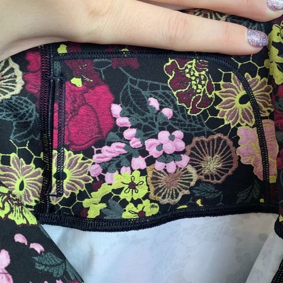 Lululemon Wunder Under Fluorolace Multi Hi-Rise Tight 28” - Picture 11 of 11